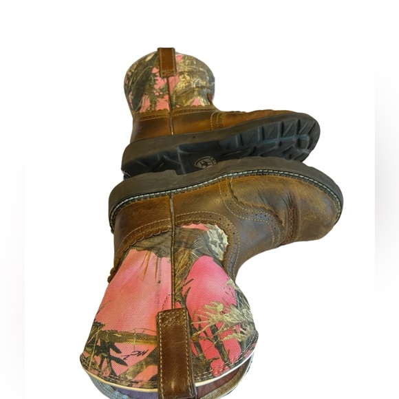 Ariat Fatbaby Pink and Brown Round Toe Boots for Women - Picture 11 of 12